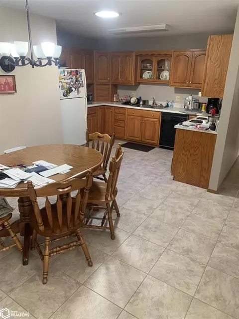 1021 E Call St, Algona, IA 50511 photo 10
