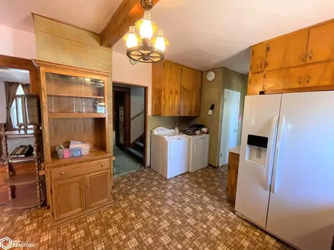 103 E Franklin St, Centerville, IA 52544 photo 6