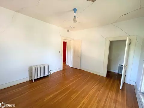 103 E Franklin St, Centerville, IA 52544 photo 12