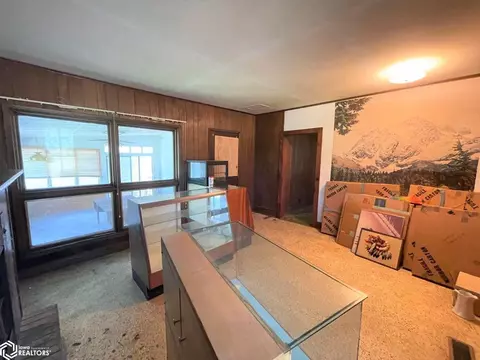 103 E Franklin St, Centerville, IA 52544 photo 17