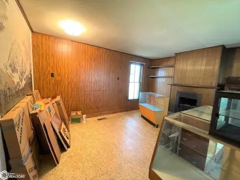 103 E Franklin St, Centerville, IA 52544 photo 18