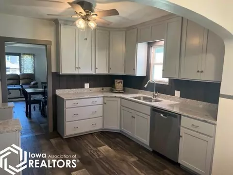 424 E State, Centerville, IA 52544 photo 9