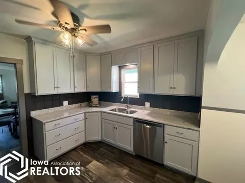 424 E State, Centerville, IA 52544 photo 12