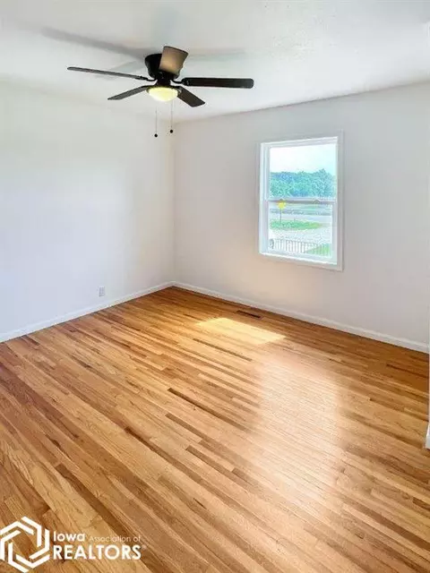 1552 Olive Ave, Hampton, IA 50441 photo 19