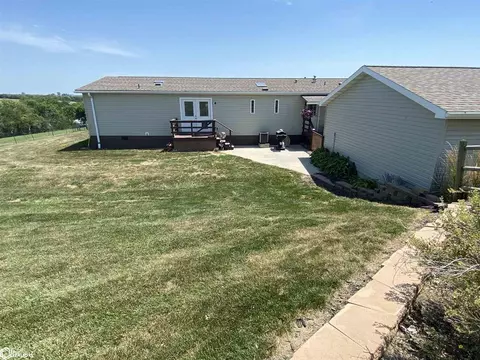 702 17th St, Corning, IA 50841 photo 4