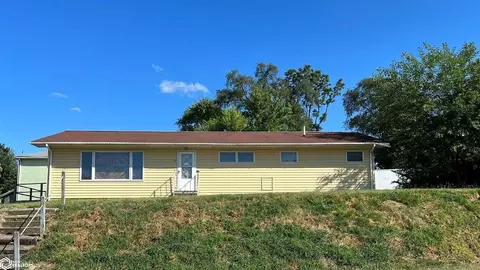 301 S 12th St, Keokuk, IA 52632