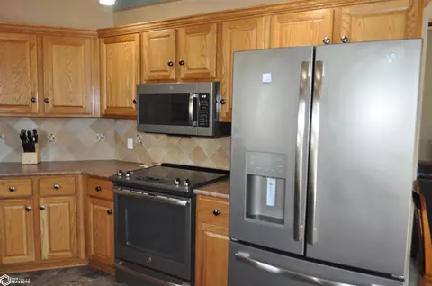 415 Ely Dr, Carroll, IA 51401 photo 15