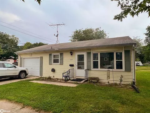 719 1st Ave NW, Hampton, IA 50441 photo 1
