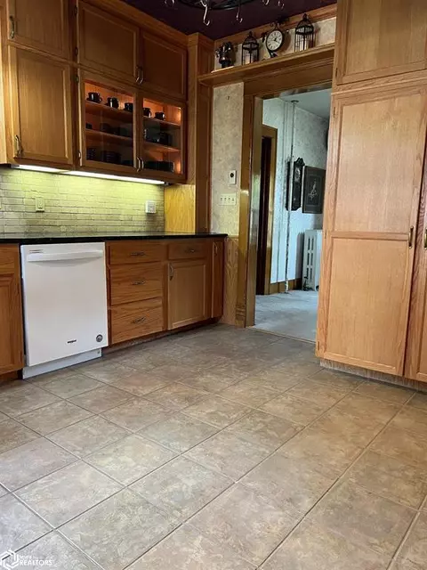 503 3rd St, Manning, IA 51455 photo 14