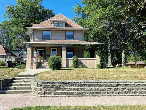 503 3rd St, Manning, IA 51455 photo 2