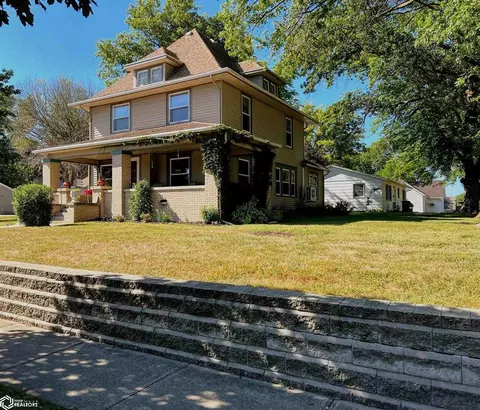 503 3rd St, Manning, IA 51455 photo 1
