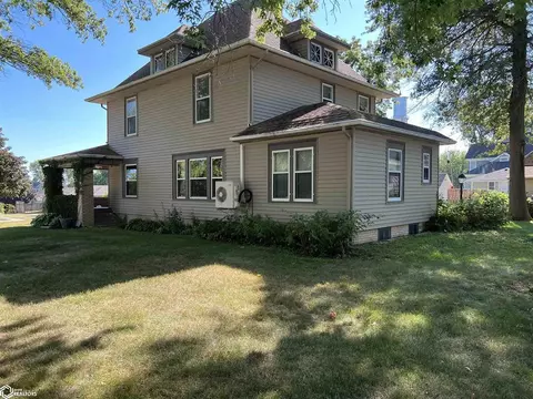 503 3rd St, Manning, IA 51455 photo 9