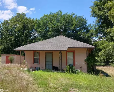 2106 S Main St, Centerville, IA 52544 photo 4