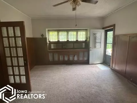 418 E Washington St, Centerville, IA 52544 photo 9