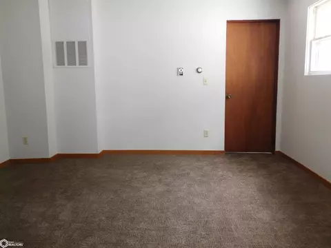 924 3rd Ave S, Denison, IA 51442 photo 2