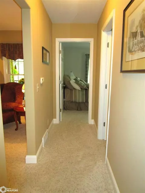 2109 5th St, Eldora, IA 50627 photo 10