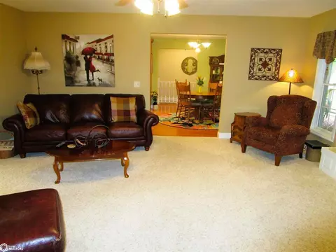 2109 5th St, Eldora, IA 50627 photo 17