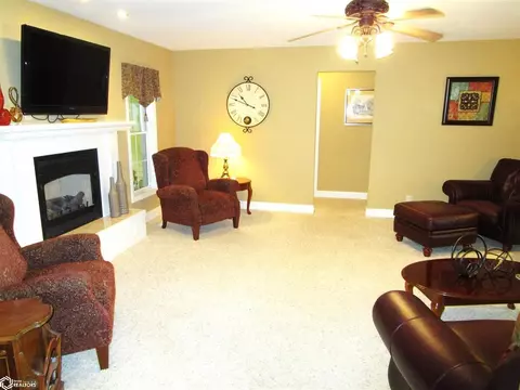 2109 5th St, Eldora, IA 50627 photo 13