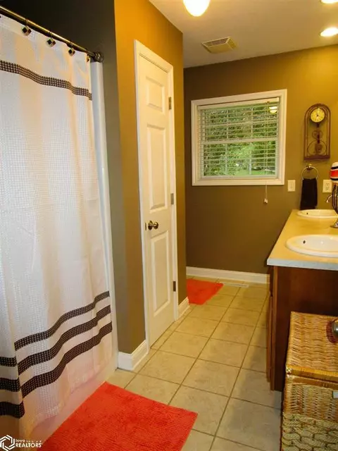 2109 5th St, Eldora, IA 50627 photo 35