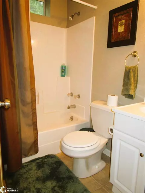 2109 5th St, Eldora, IA 50627 photo 48