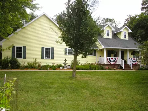 2109 5th St, Eldora, IA 50627 photo 3