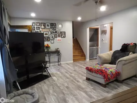 321 Park St, Westside, IA 51467 photo 2