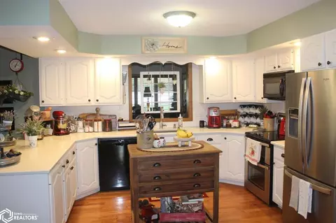 1360 State St, Garner, IA 50438 photo 12