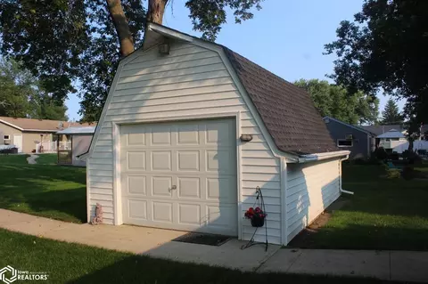 1360 State St, Garner, IA 50438 photo 8
