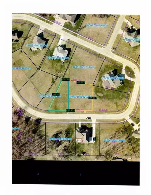 19936 And 19930 Bella Vista Cir, Centerville, IA 52544