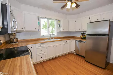 402 6th St, Colo, IA 50056 photo 17