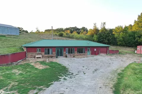 3223 42nd Ave, Eldon, IA 52554 photo 1