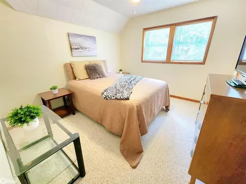 303 2nd St SE, Hampton, IA 50441 photo 25
