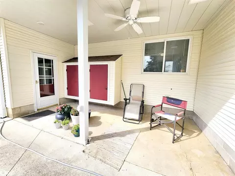 303 2nd St SE, Hampton, IA 50441 photo 39