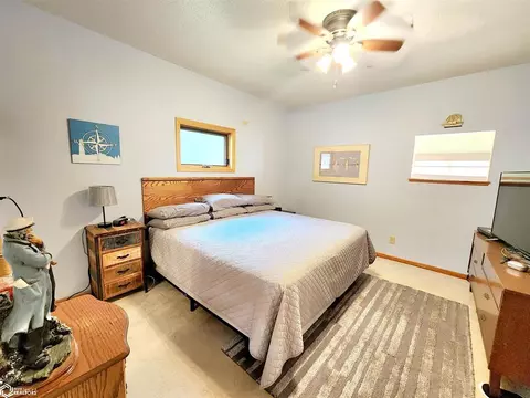 303 2nd St SE, Hampton, IA 50441 photo 20