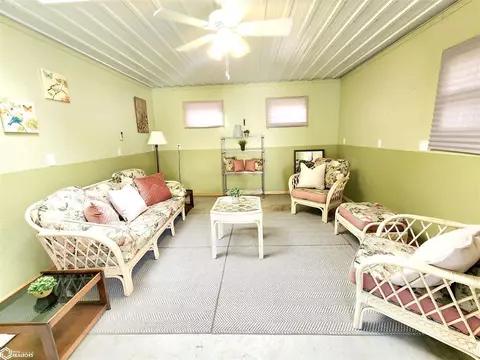 303 2nd St SE, Hampton, IA 50441 photo 35