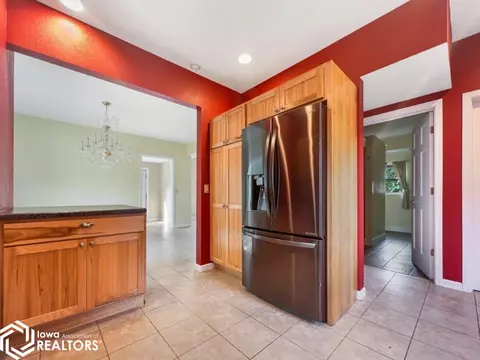 114 3rd St SE, Hampton, IA 50441 photo 5