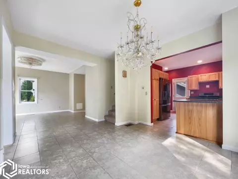 114 3rd St SE, Hampton, IA 50441 photo 6