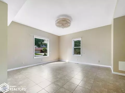 114 3rd St SE, Hampton, IA 50441 photo 10
