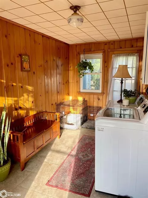 305 S Jefferson Ave, Dows, IA 50071 photo 10