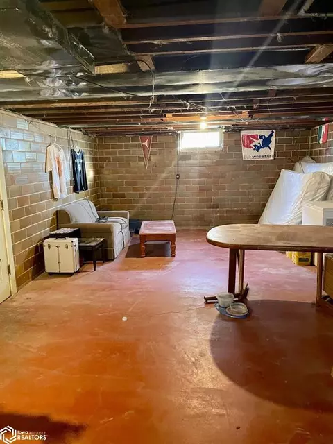 305 S Jefferson Ave, Dows, IA 50071 photo 13