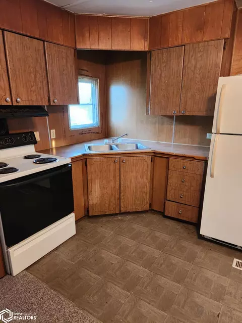 103 Maple St, Murray, IA 50174 photo 5