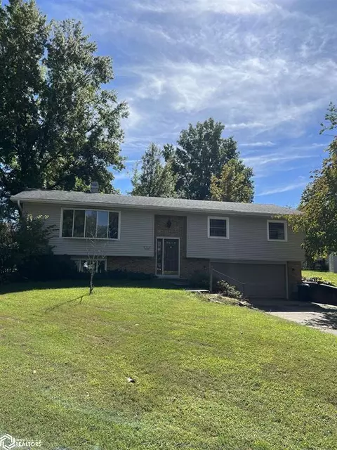 113 Crestview Dr, Hamilton, IL 62341 photo 2
