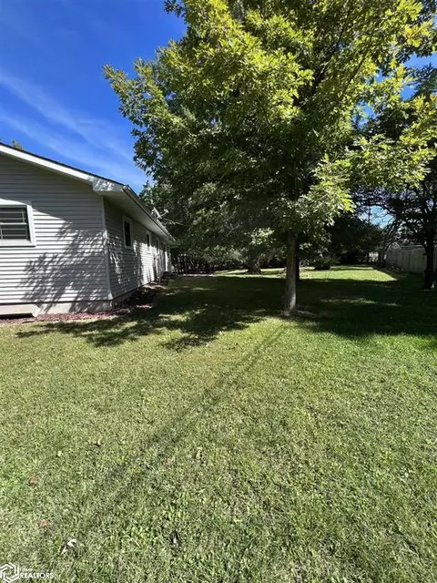 113 Crestview Dr, Hamilton, IL 62341 photo 23