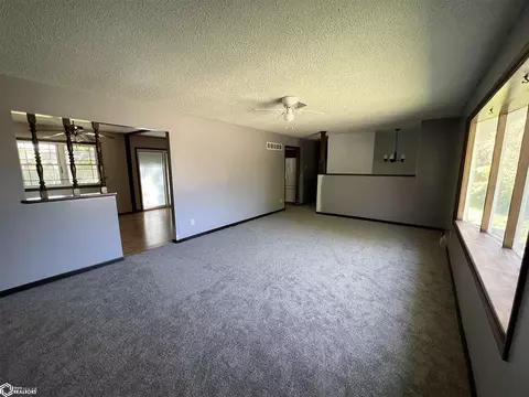 113 Crestview Dr, Hamilton, IL 62341 photo 7