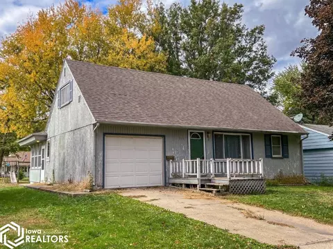 711 7th St SW, Hampton, IA 50441 photo 1