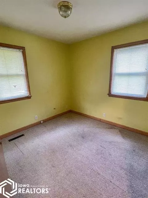711 7th St SW, Hampton, IA 50441 photo 8