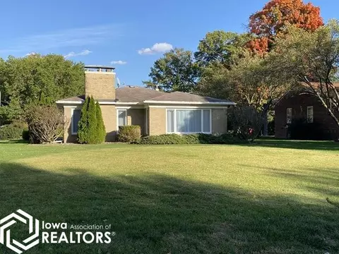 119 Concord Dr, Burlington, IA 52601