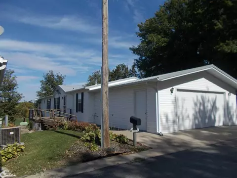 809 Quiet Hbr, Creston, IA 50801 photo 1