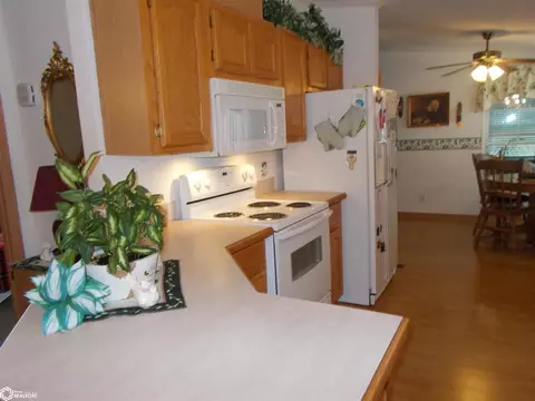 809 Quiet Hbr, Creston, IA 50801 photo 11