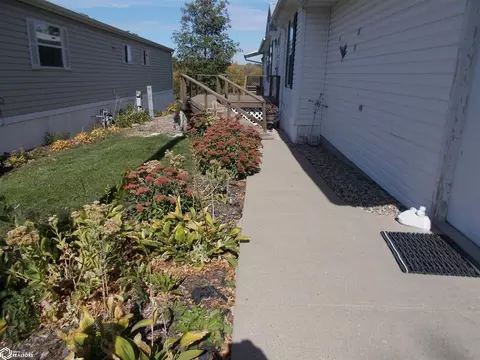 809 Quiet Hbr, Creston, IA 50801 photo 9